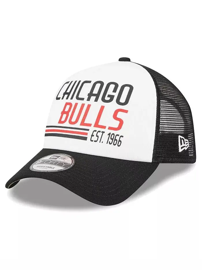 Мужская белая бейсболка Chicago Bulls Lift Pass Foam Front Trucker 9FORTY Adjustable New Era