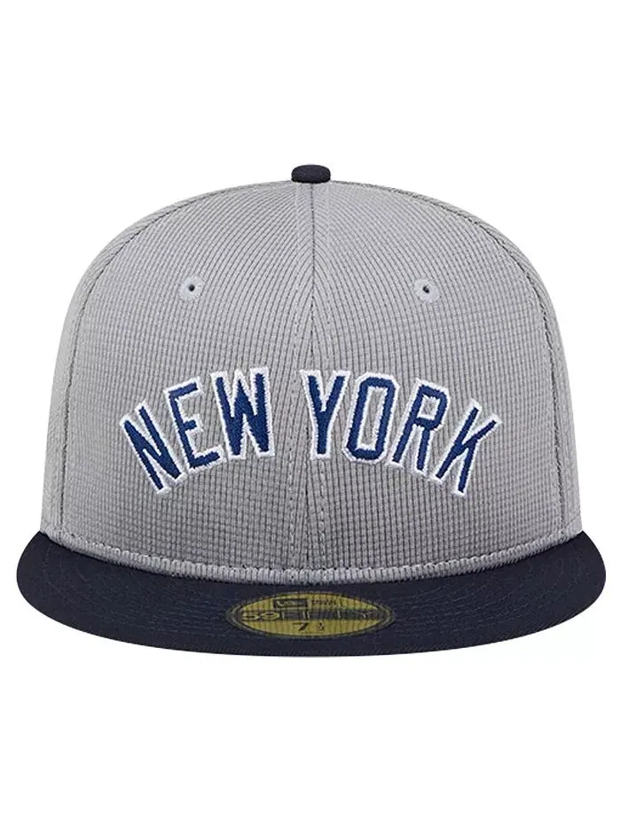 Мужская серая бейсболка New York Yankees Pivot Mesh 59FIFTY Fitted New Era — изображение 2 из 4