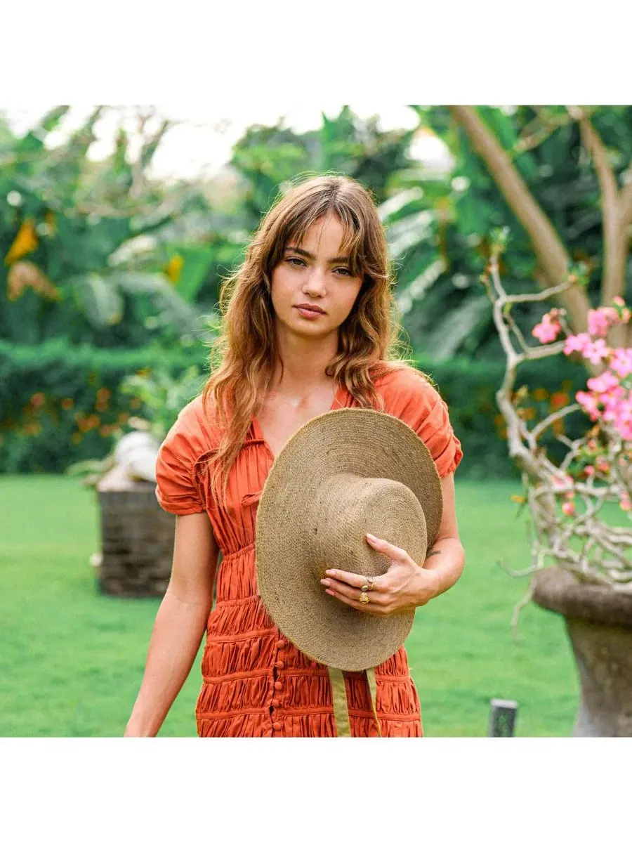 Шляпа из джута с полями среднего размера Loli Jute Straw Hat Brunna.co — изображение 5 из 6, бежевый