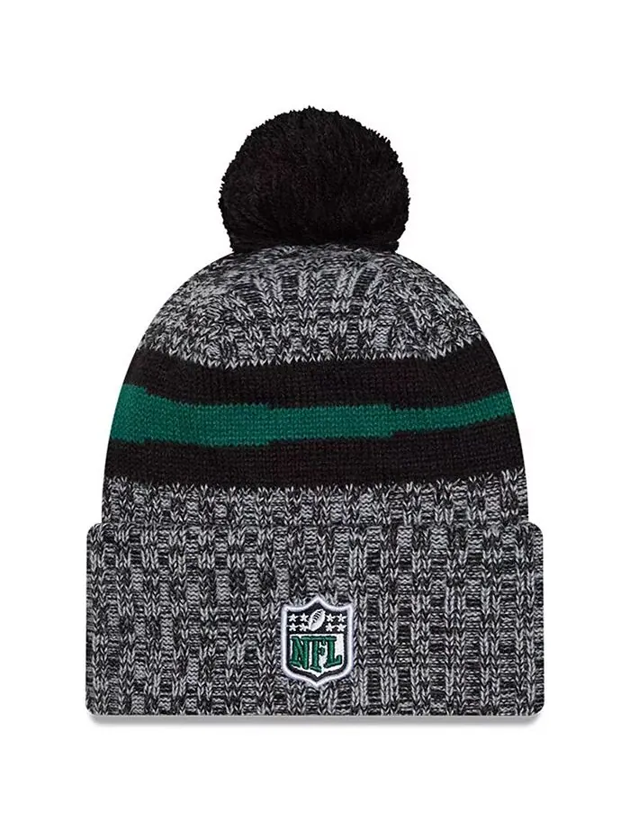 Мужская черная вязаная шапка New York Jets 2023 Sideline с манжетами и помпоном New Era — изображение 2 из 2