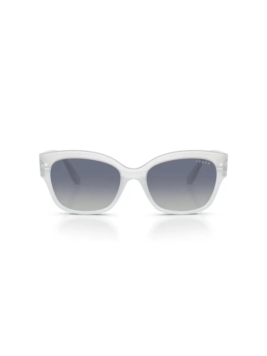 Женские солнцезащитные очки «Бабочка», VO5638SU Vogue Eyewear, top белый, opal milk — изображение 2 из 8