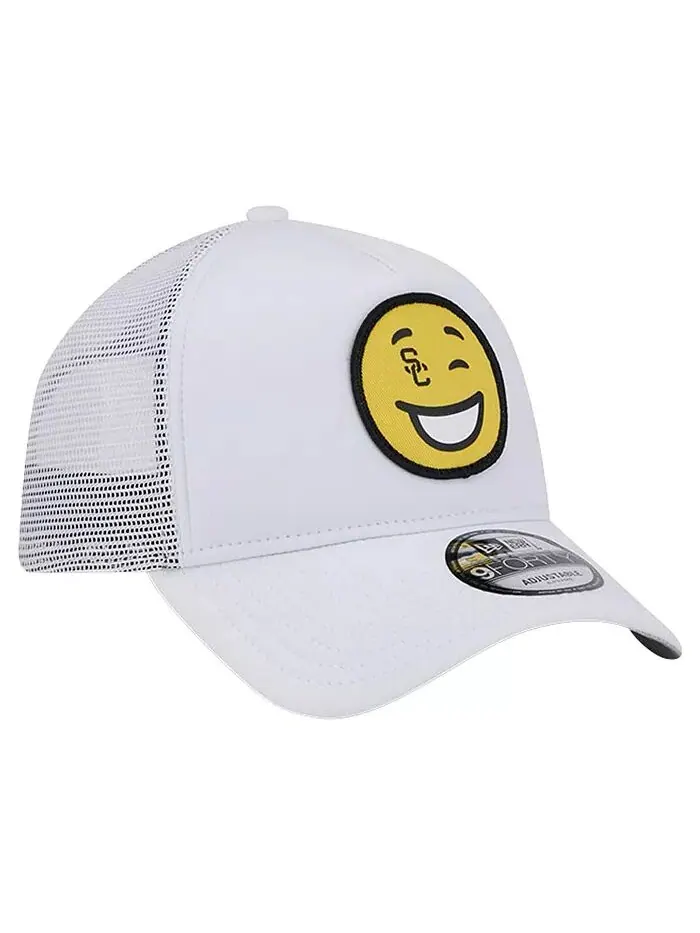 Мужская белая регулируемая кепка USC Trojans Wink Foam Trucker New Era — изображение 2 из 4
