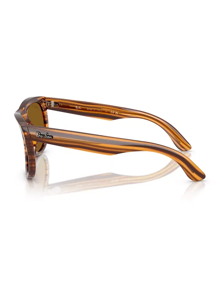 Унисекс поляризованные солнцезащитные очки, Wayfarer Reverse RBR0502S Ray-Ban — изображение 3 из 6, коричневый