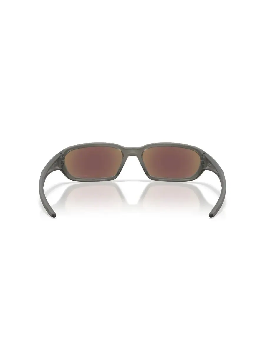 Поляризованные солнцезащитные очки Terraforma унисекс, OO9530 Oakley — изображение 4 из 10, серый