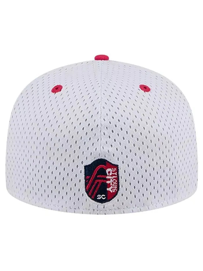 Мужская серая приталенная кепка St. Louis City SC Throwback Mesh 59FIFTY New Era — изображение 2 из 4