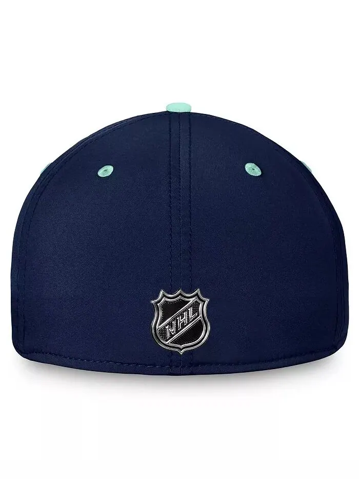 Мужская темно-синяя, светло-голубая шапка Seattle Kraken Authentic Pro Rink Flex двухцветная — изображение 3 из 4