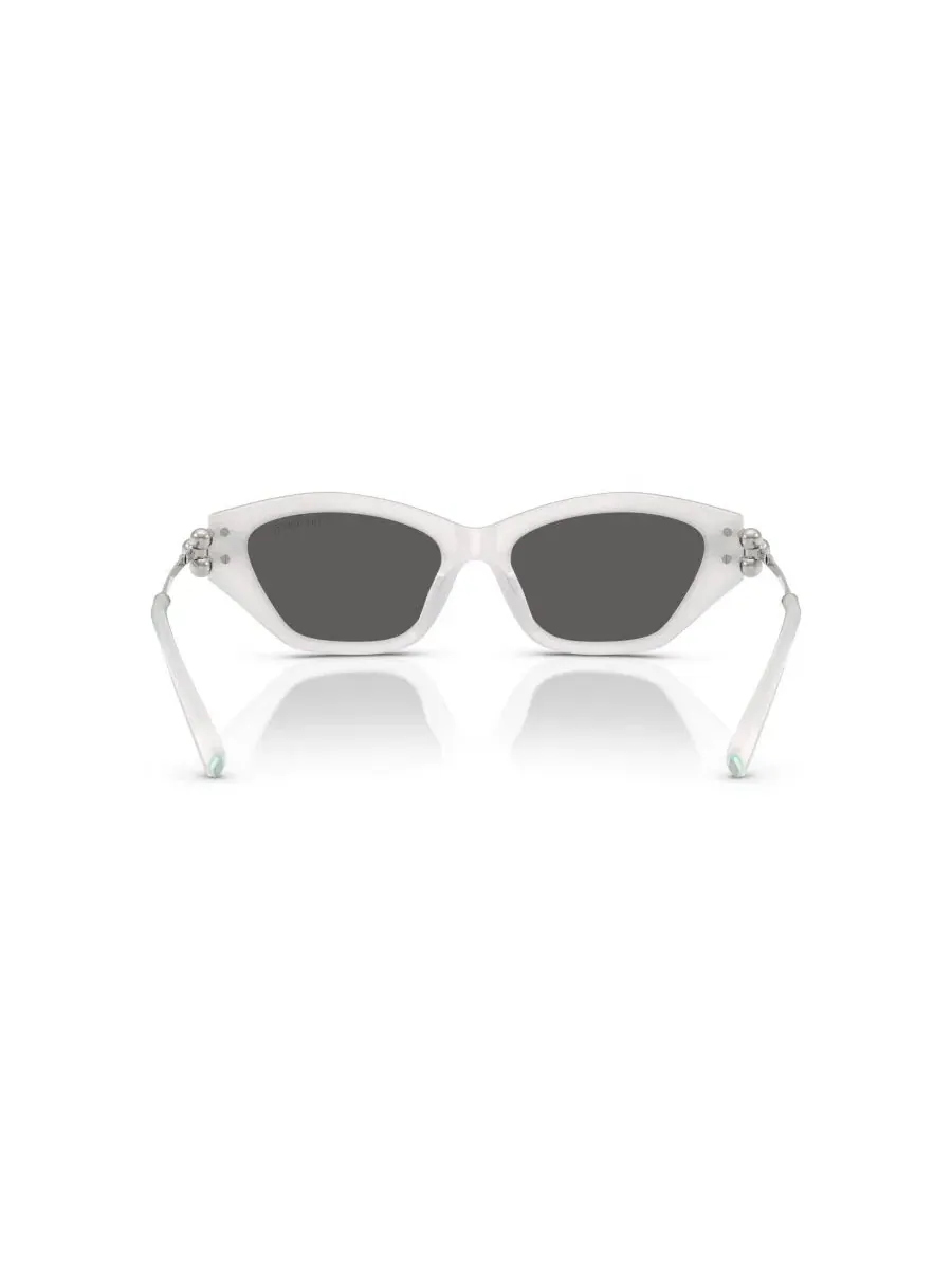 Солнцезащитные очки cat-eye Tiffany & Co. — изображение 4 из 5, белый