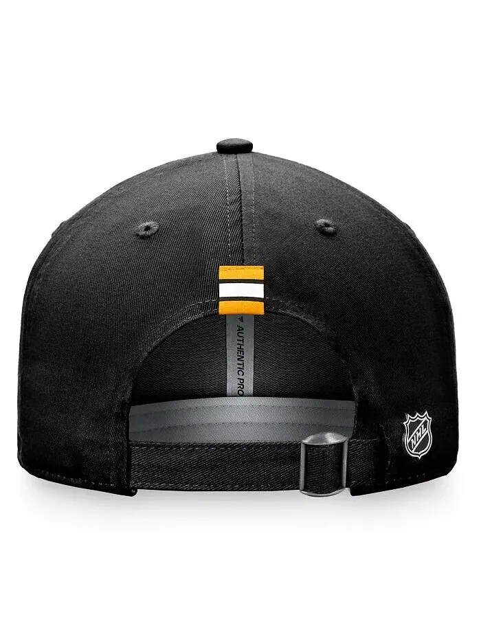 Женская черная бейсболка Boston Bruins Authentic Pro Rink Adjustable Hat Fanatics — изображение 2 из 4
