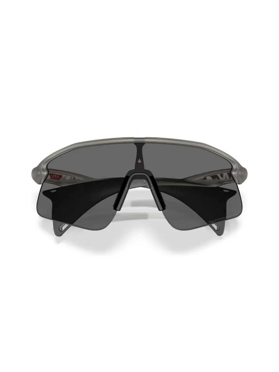 Солнцезащитные очки унисекс, Stunt Devil OO9517 фотохромные Oakley — изображение 10 из 10, серый