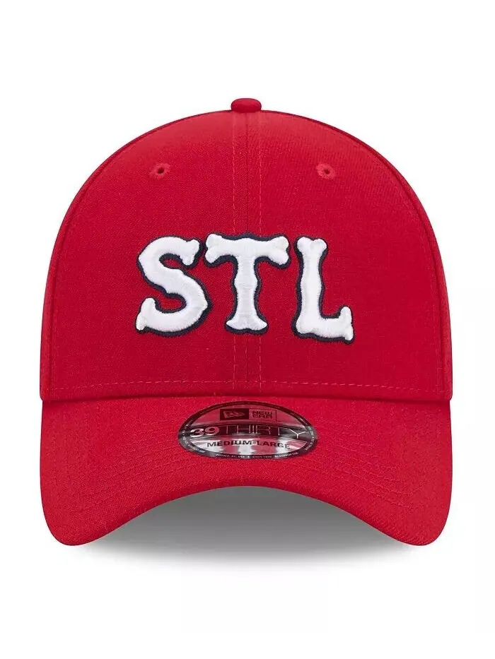 Мужская красная бейсболка St. Louis Cardinals 2024 City Connect 39THIRTY Flex New Era — изображение 2 из 4