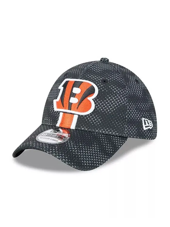 Мужская черная бейсболка Cincinnati Bengals 2024 Sideline 39THIRTY Flex New Era