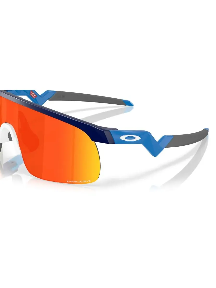 Детские солнцезащитные очки Resistor, OJ9010 Oakley JR — изображение 8 из 10, темно-синий