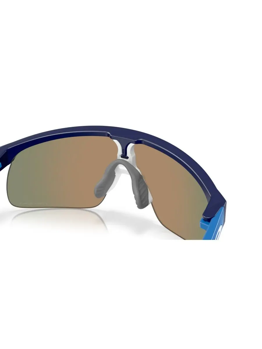 Детские солнцезащитные очки Resistor, OJ9010 Oakley JR — изображение 9 из 10, темно-синий