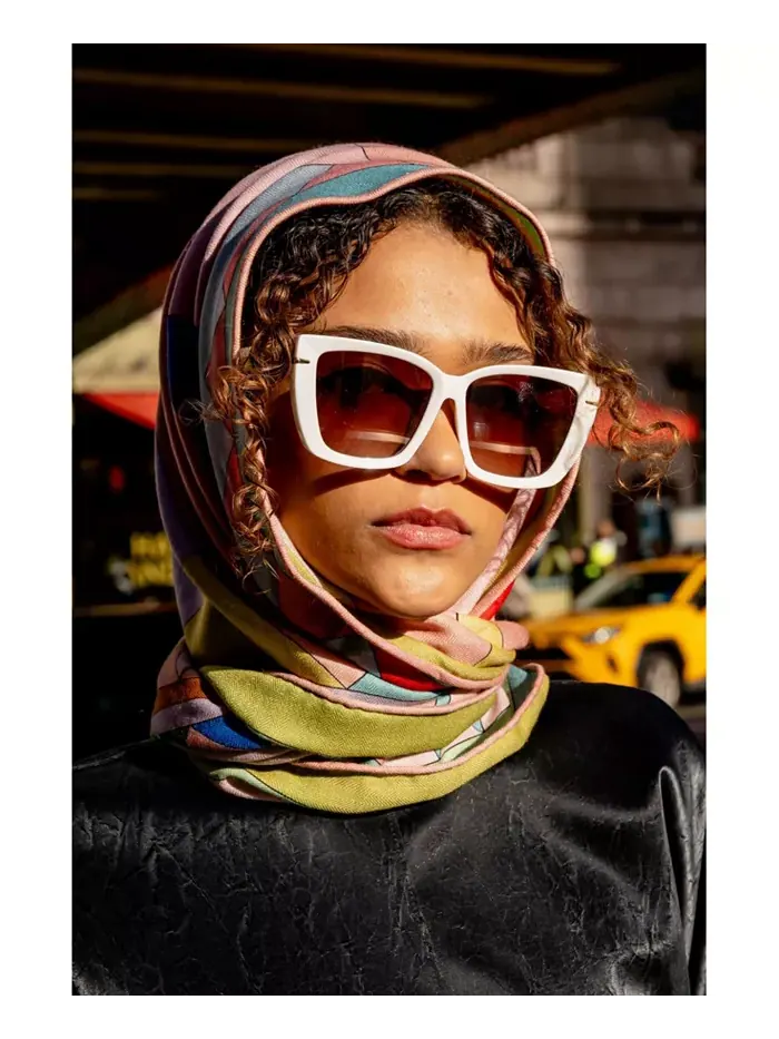 Двусторонний шерстяной шелковый треугольный шарф Color Recombination Jessie Zhao New York — изображение 3 из 7, синий/розовый