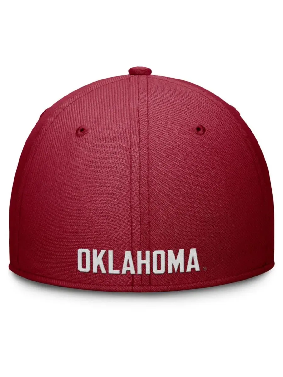 Кепка с вышивкой Oklahoma Sooners Rise Swoosh Dri-FIT Flex Jordan — изображение 4 из 4, красный