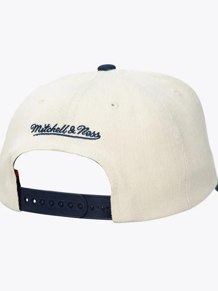 Кепка-снапбек с вышивкой New York Yankees Retro Lines Stretch Mitchell & Ness — изображение 2 из 3, бежевый