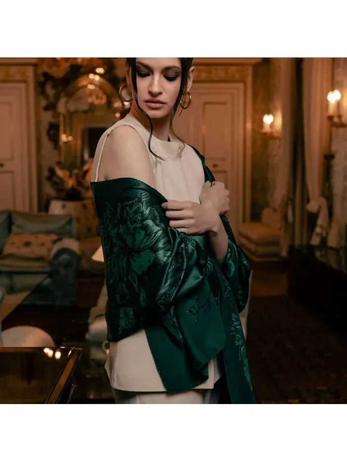 Изабелла - Шелковый шарф/палантин для женщин Elizabetta — изображение 2 из 6, зеленый