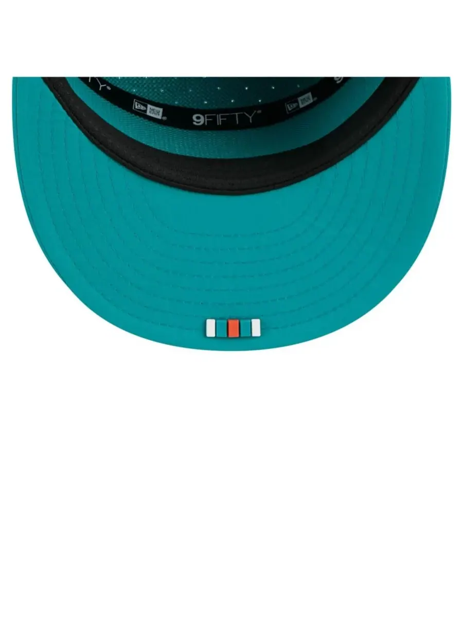 Мужская бейсболка Aqua Miami Dolphins 2025 Sideline Throwback Split Panel 9FIFTY Snapback New Era — изображение 3 из 5