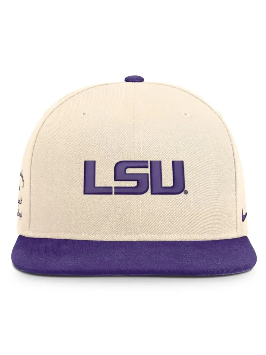 Кепка-снэпбек с высокой тульей и плоским козырьком, с вышивкой LSU Tigers Nike — изображение 2 из 4, натуральный фиолетовый