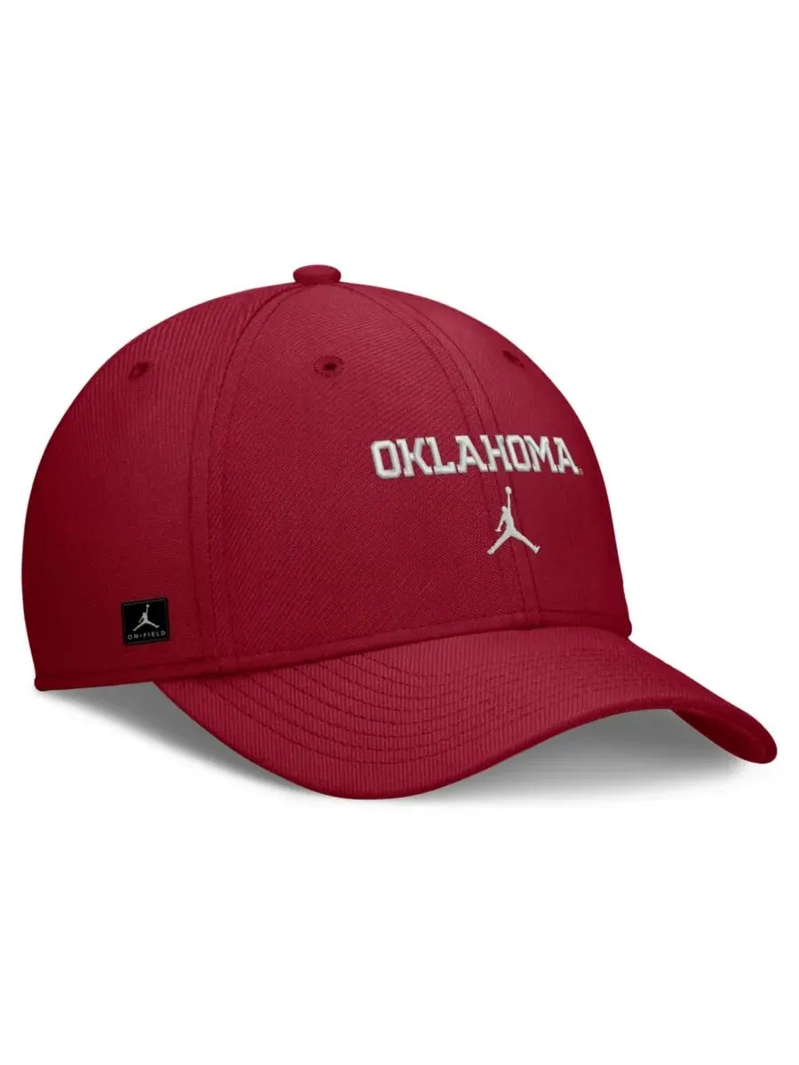 Кепка Oklahoma Sooners Rise On-Field Swoosh Flex Dri-FIT Jordan — изображение 3 из 4, красный