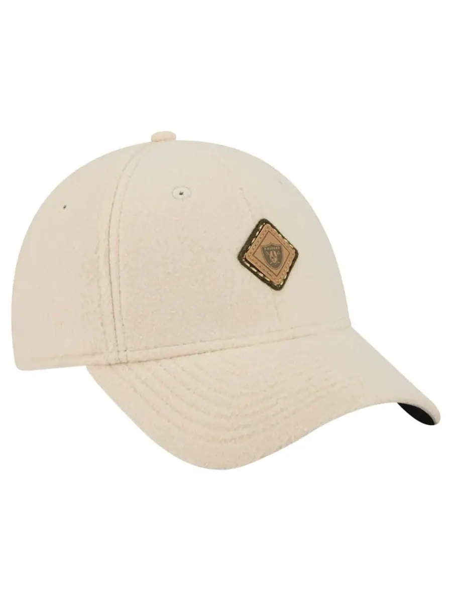 New Era Женская кремовая кепка Las Vegas Raiders Comfy 9FORTY с регулируемым размером — изображение 2 из 5, бежевый