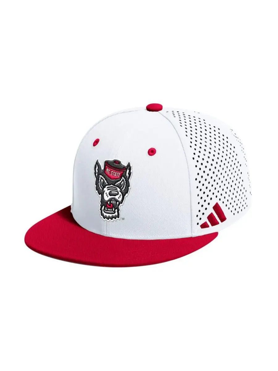 Adidas Мужская белая бейсболка NC State Wolfpack On-Field