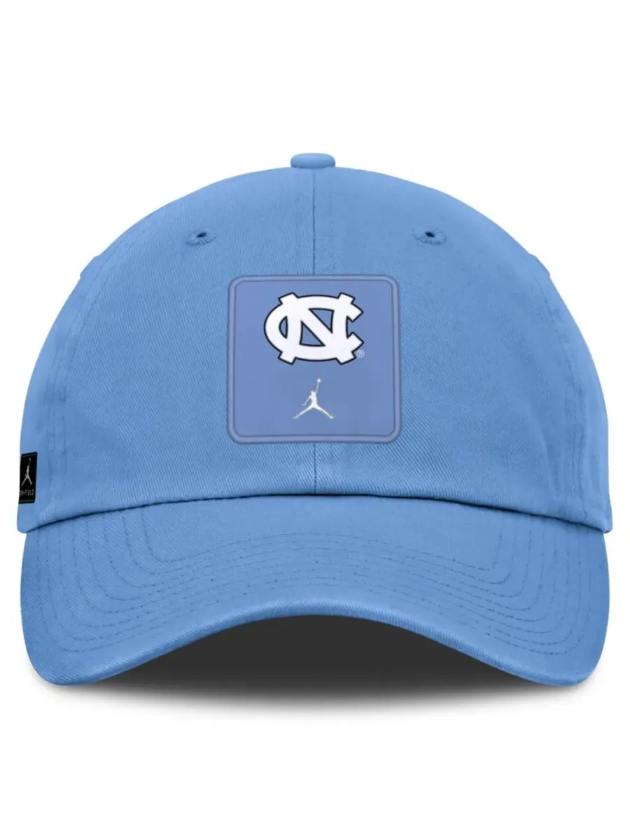 Кепка с регулируемой застежкой North Carolina Tar Heels 2026 Sideline Club Jordan — изображение 4 из 4, синий