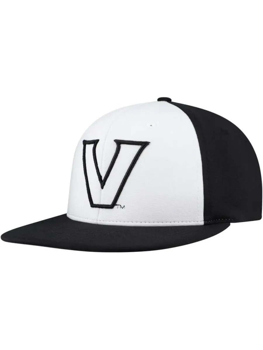 Кепка-флекс с вышивкой Vanderbilt Commodores Uscape Apparel — белый