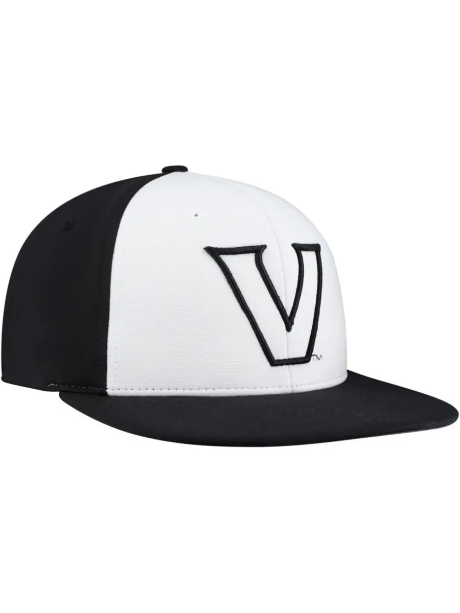 Кепка-флекс с вышивкой Vanderbilt Commodores Uscape Apparel — изображение 3 из 4, белый