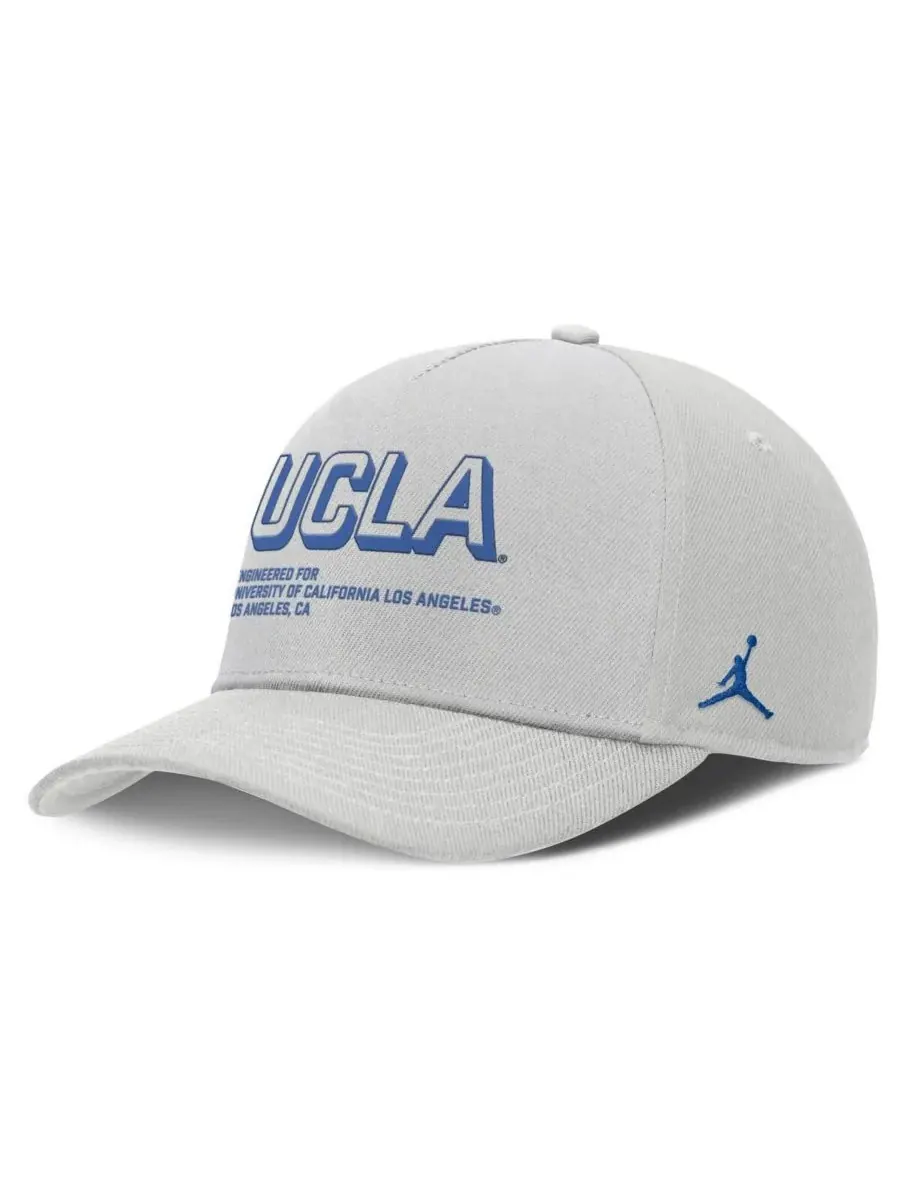 Jordan Мужская серая кепка UCLA Bruins 2025 Sideline Dust с регулируемой высотой и зауженным верхом