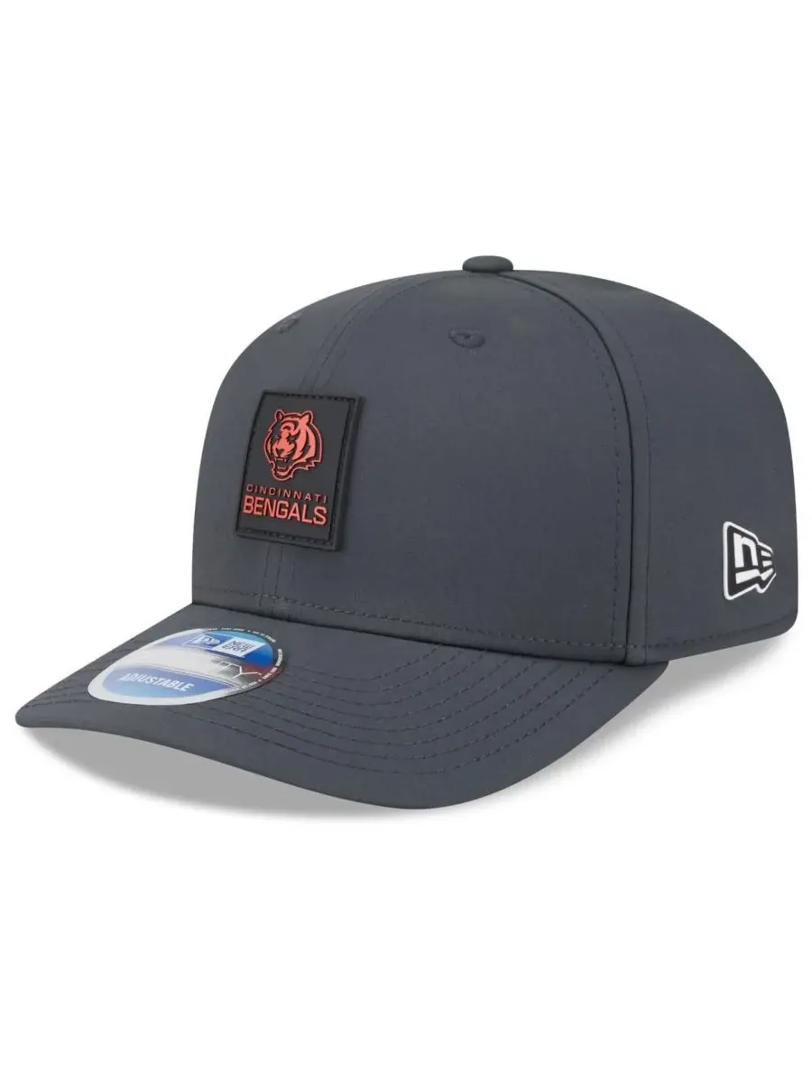 New Era Мужская регулируемая кепка Cincinnati Bengals 2025 Sideline Cold Weather 9SEVENTY угольного