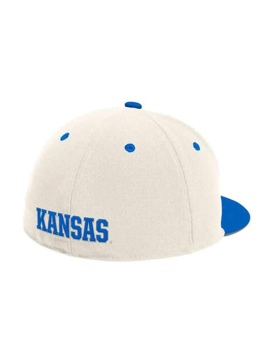 Adidas Мужская кремовая бейсболка Kansas Jayhawks с облегающим верхом — изображение 2 из 2, бежевый