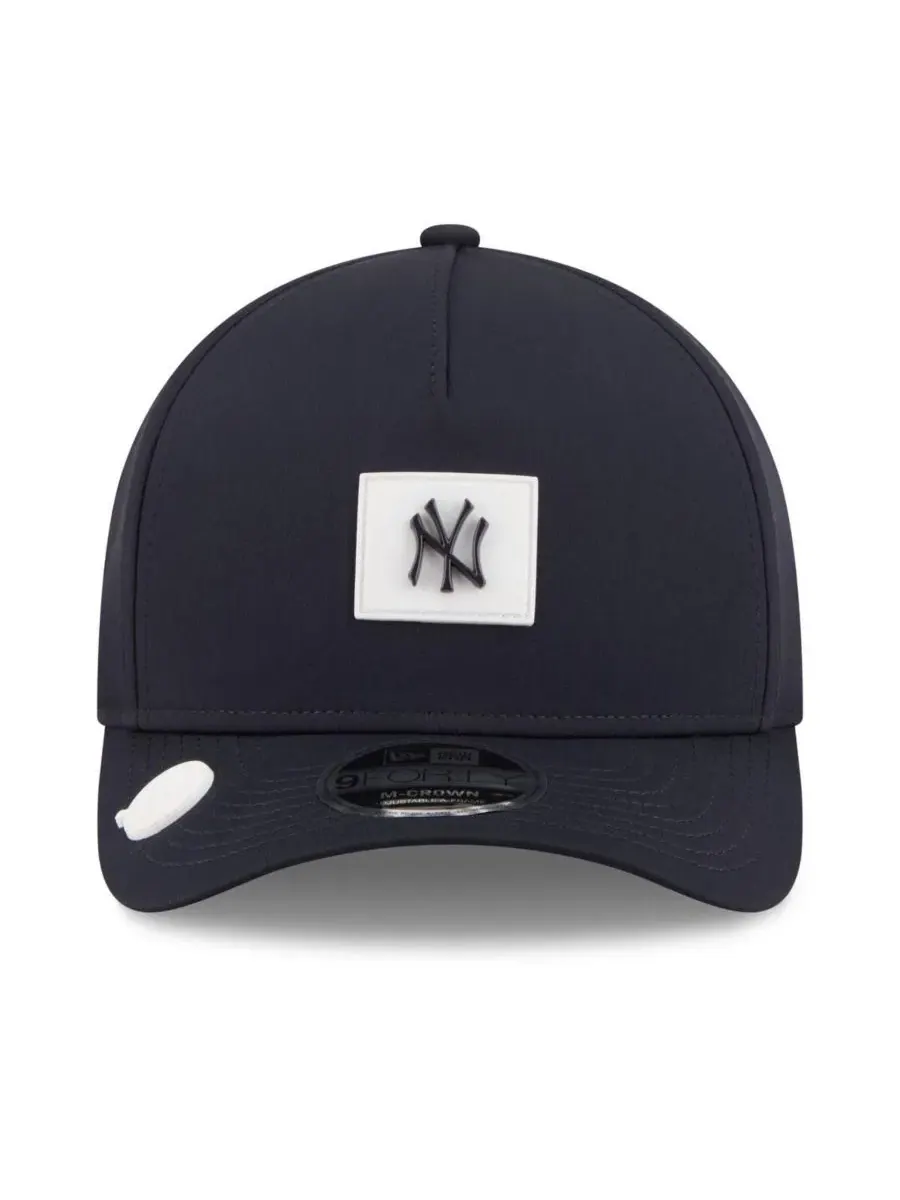 Кепка New Era New York Yankees 2026 Clubhouse 9FORTY A-Frame — изображение 2 из 4, темно-синий