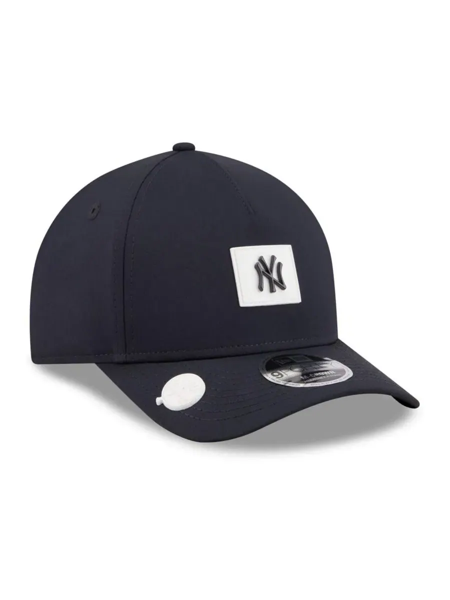 Кепка New Era New York Yankees 2026 Clubhouse 9FORTY A-Frame — изображение 3 из 4, темно-синий