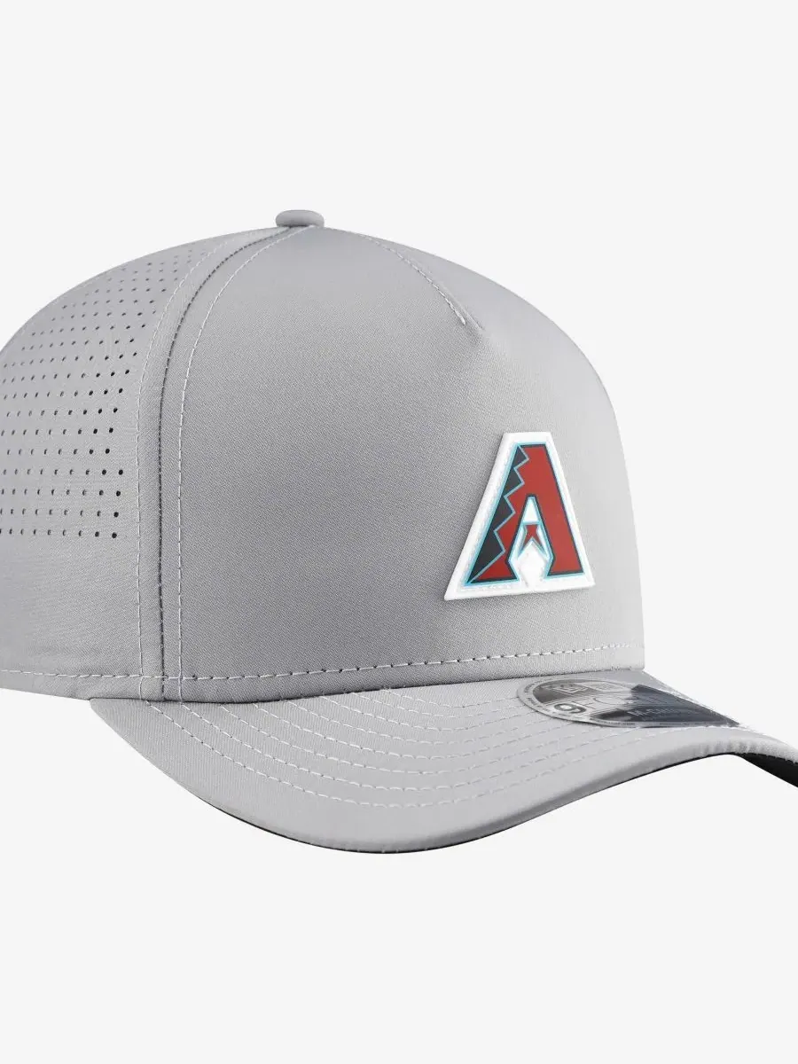 Кепка New Era 9FORTY M-Crown A-Frame с козырьком — изображение 2 из 4, серый