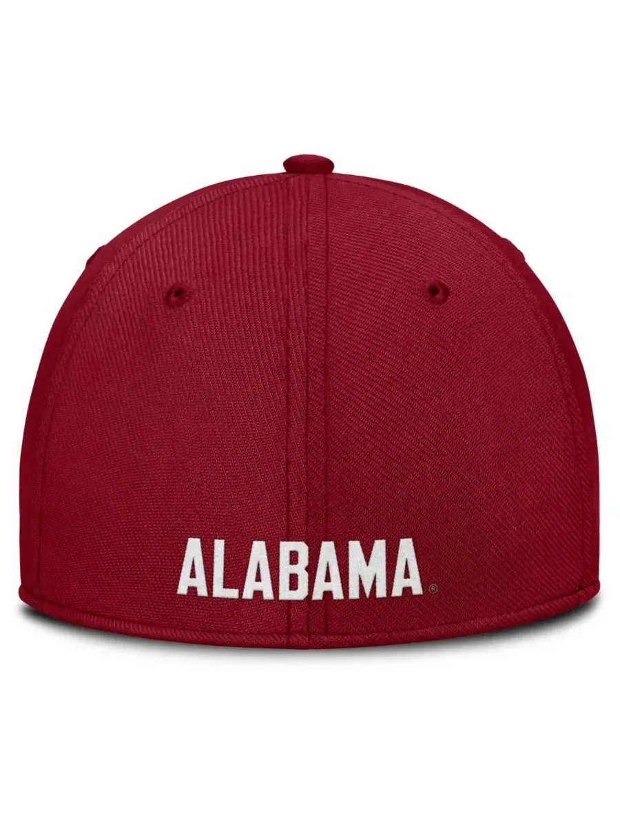 Кепка Nike Rise Swoosh Dri-FIT Flex Hat — изображение 4 из 4, красный