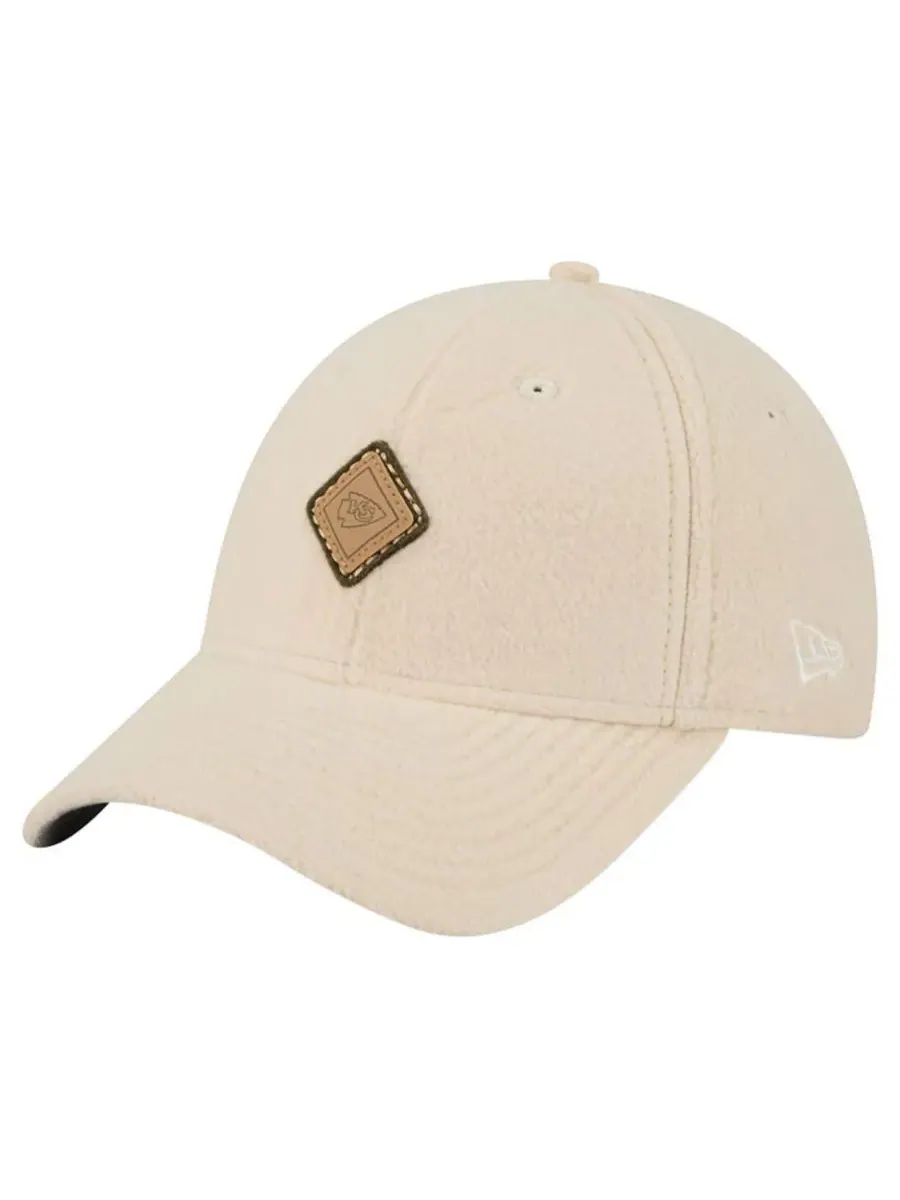 New Era Женская кремовая кепка Kansas City Chiefs Comfy 9FORTY с регулируемым размером