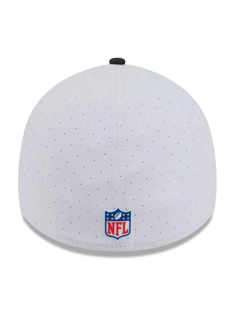 New Era Мужская бело-черная кепка Las Vegas Raiders 2025 NFL Training Camp 39THIRTY Flex Hat — изображение 4 из 4