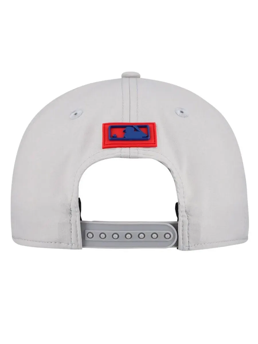 Кепка с принтом Chicago Cubs 2026 Clubhouse 9SEVENTY New Era — изображение 4 из 4, серый