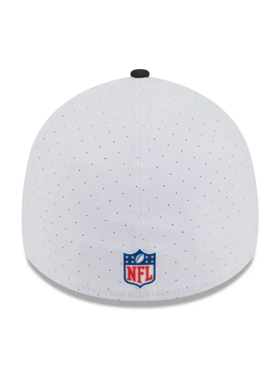New Era Мужская бело-черная кепка Baltimore Ravens 2025 NFL Training Camp 39THIRTY Flex Hat — изображение 4 из 4