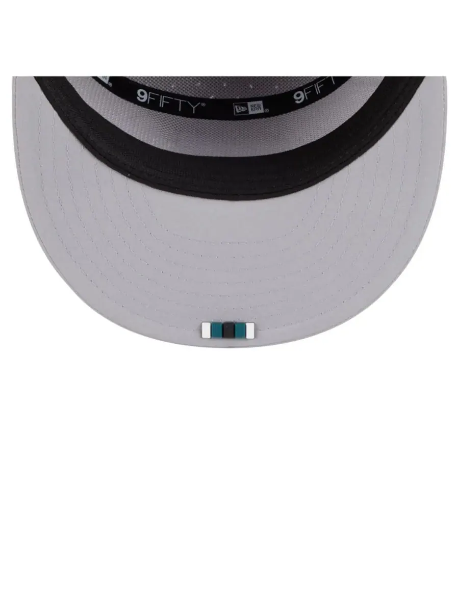 New Era Мужская серая кепка Philadelphia Eagles 2025 Sideline Split Panel 9FIFTY Snapback — изображение 3 из 5, серый