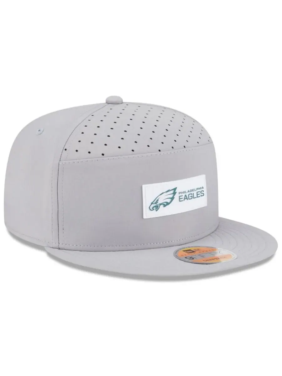 New Era Мужская серая кепка Philadelphia Eagles 2025 Sideline Split Panel 9FIFTY Snapback — изображение 4 из 5, серый