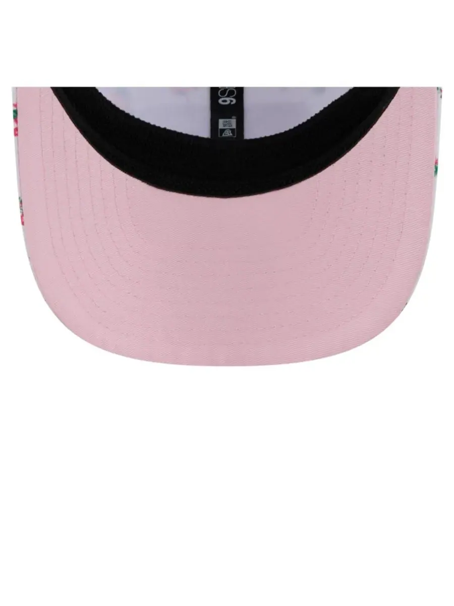New Era Мужская белая кепка San Francisco 49ers Adventure Flamingo Pattern 9SEVENTY с эластичными — изображение 2 из 5, белый