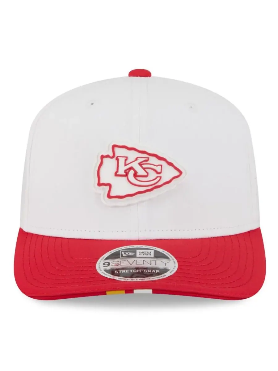 New Era Мужская бело-красная регулируемая кепка Kansas City Chiefs 2025 NFL Training Camp 9SEVENTY — изображение 2 из 4