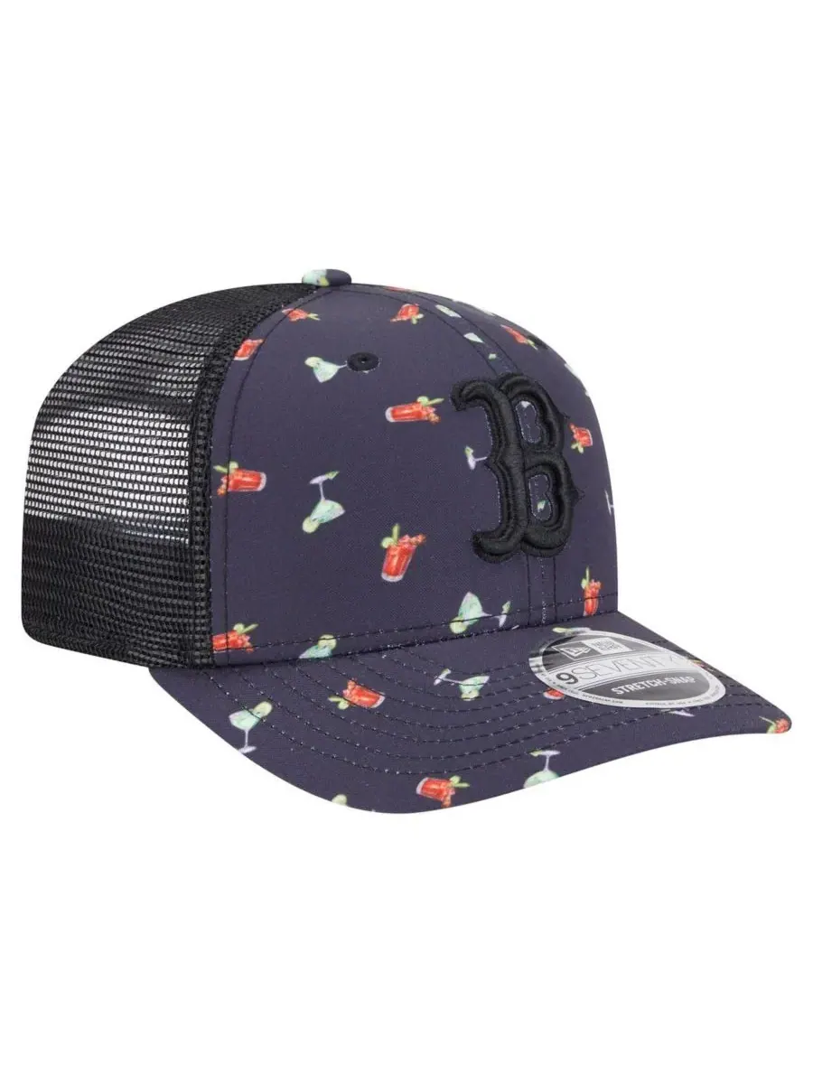 New Era Мужская черная бейсболка Boston Red Sox Adventure Drinks Pattern 9SEVENTY с эластичными — изображение 2 из 4, черный