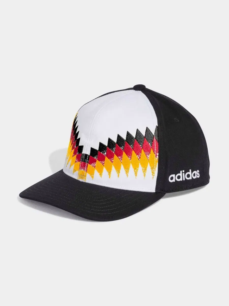 Кепка Snapback с вышивкой Германия adidas