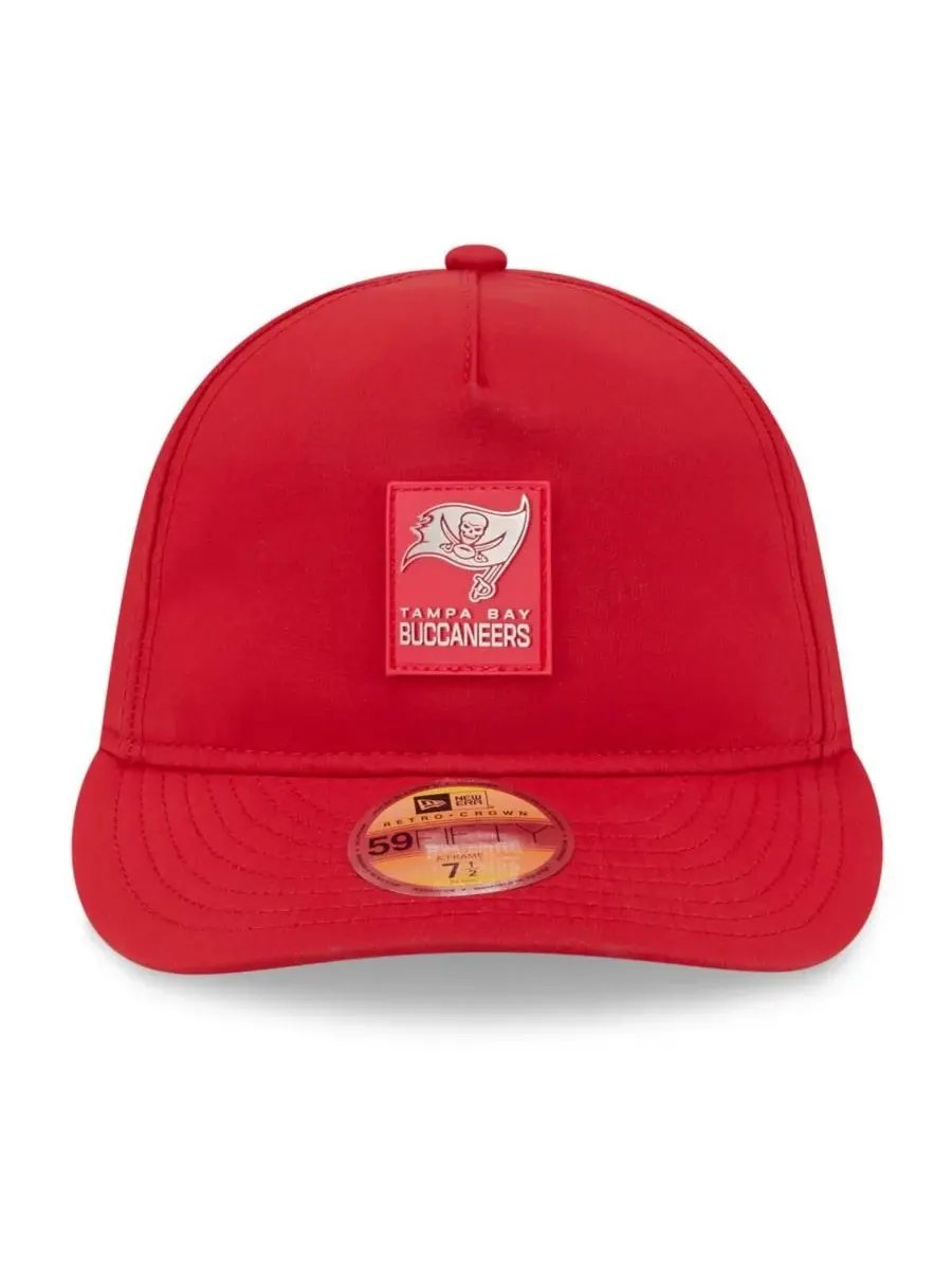 New Era Мужская красная кепка Tampa Bay Buccaneers 2025 Sideline Retro Crown 59FIFTY Fitted Hat — изображение 5 из 5, красный