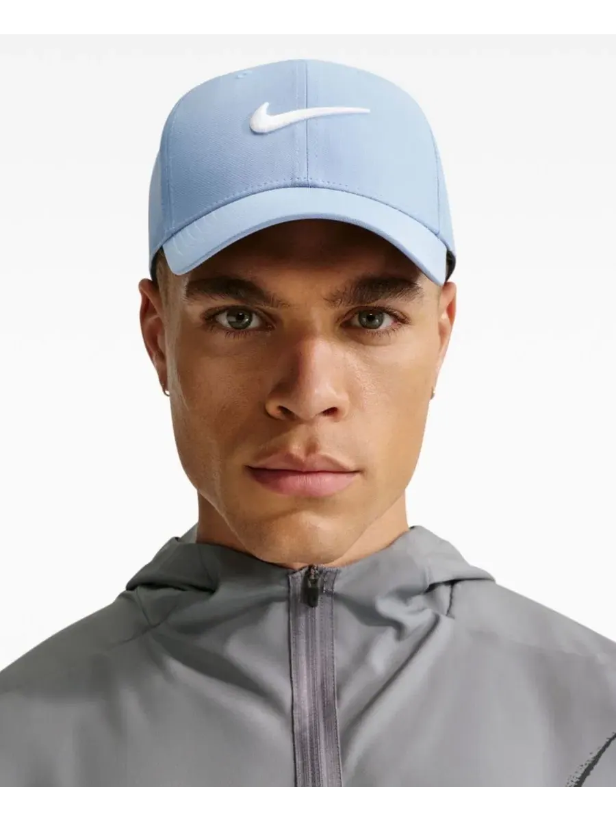 Кепка Nike Club Dri-FIT с регулировкой