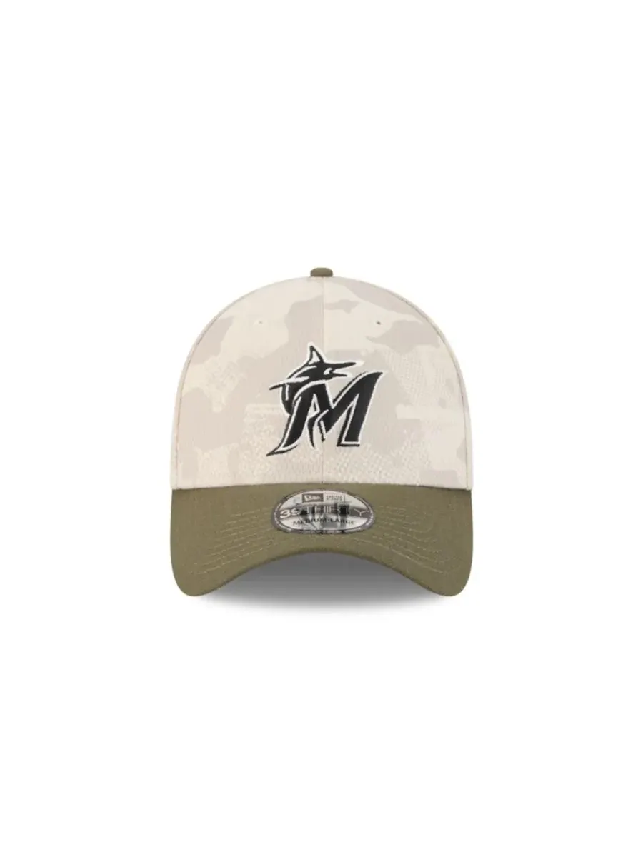 New Era Мужская светло-бежевая/оливковая кепка Miami Marlins 2025, посвященная Дню вооруженных сил — изображение 3 из 7