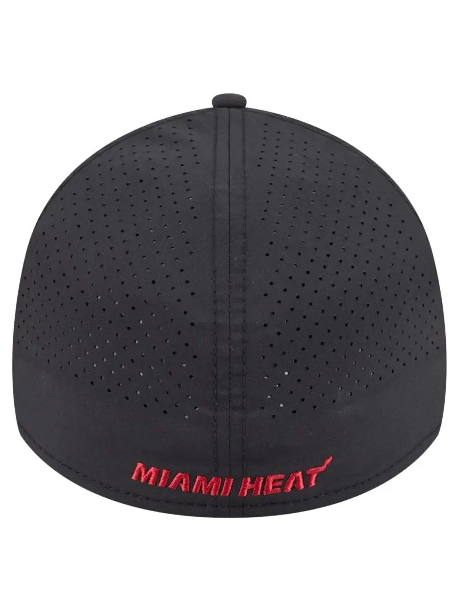 New Era Мужская черная кепка Miami Heat Featherweight Poly Rope Flex 39Thirty — изображение 4 из 5, черный